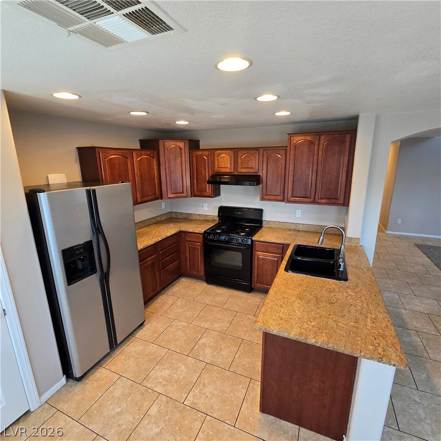 9333 Harbor Stream, Las Vegas, NV 89149