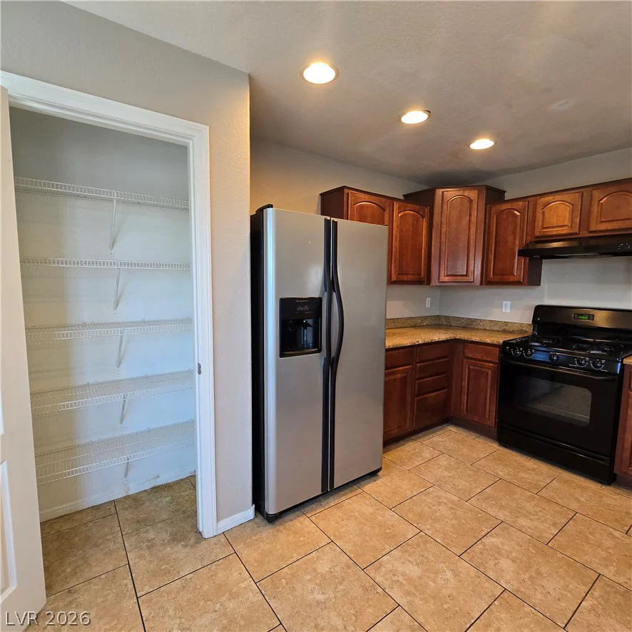 9333 Harbor Stream, Las Vegas, NV 89149