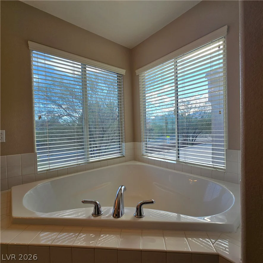 9333 Harbor Stream, Las Vegas, NV 89149