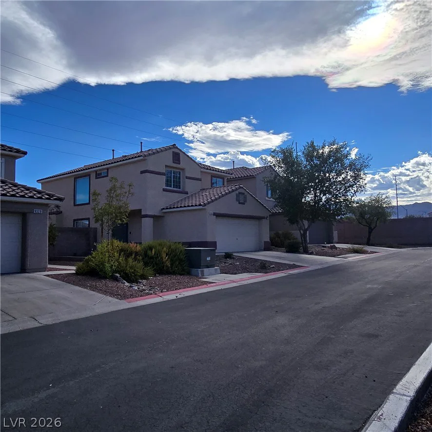 9333 Harbor Stream, Las Vegas, NV 89149