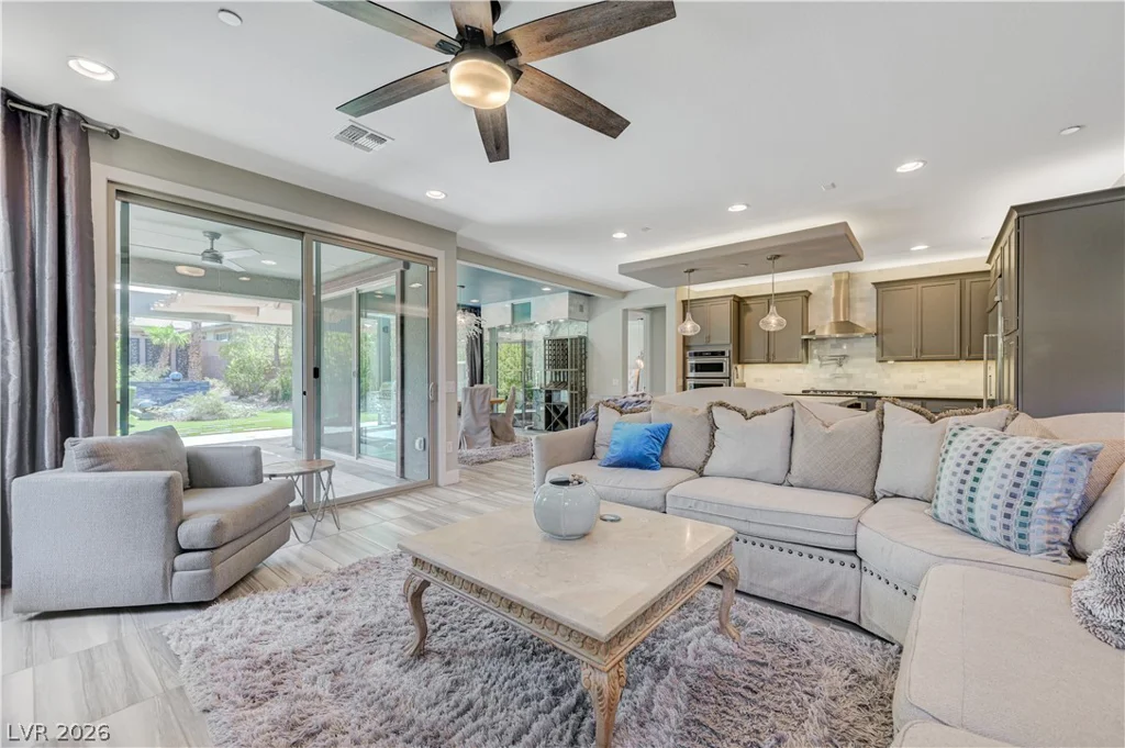 7 Via Del Cielo, Henderson, NV 89011