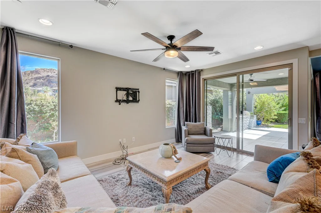 7 Via Del Cielo, Henderson, NV 89011