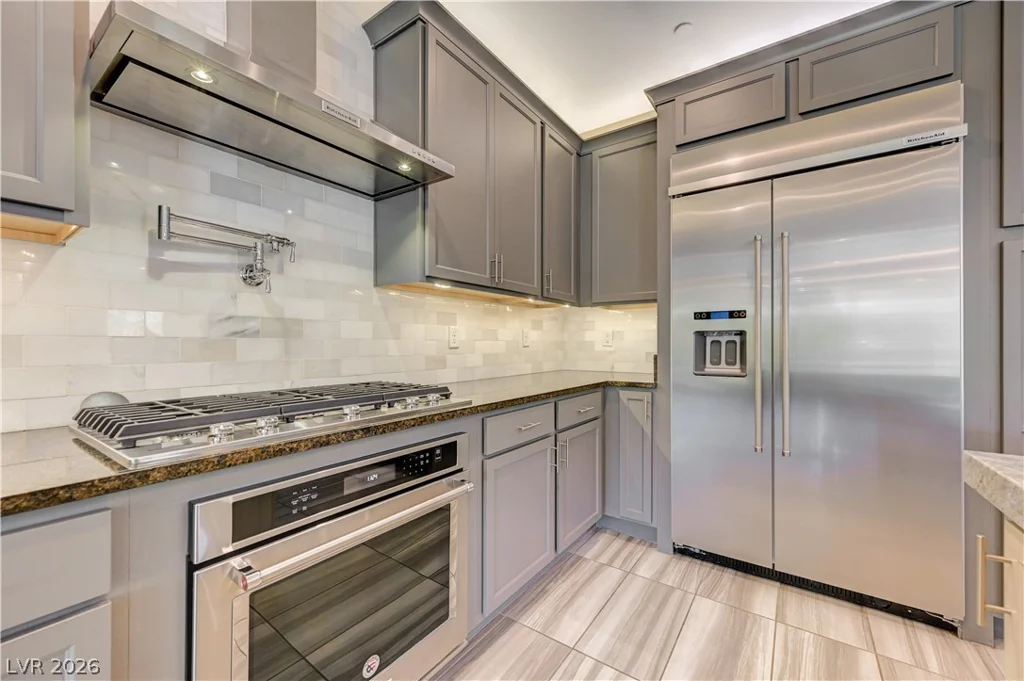 7 Via Del Cielo, Henderson, NV 89011
