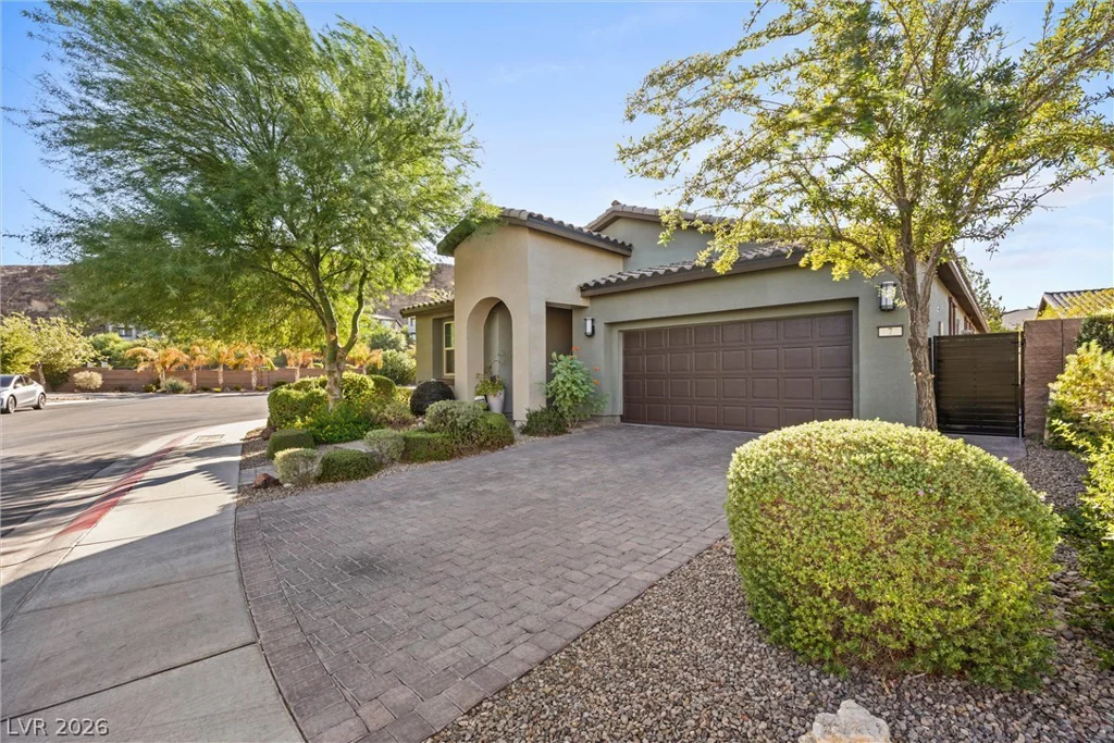 7 Via Del Cielo, Henderson, NV 89011