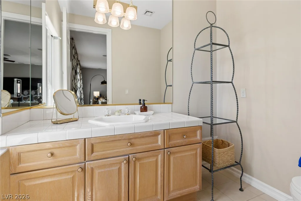 9916 Aspen Knoll, Las Vegas, NV 89117