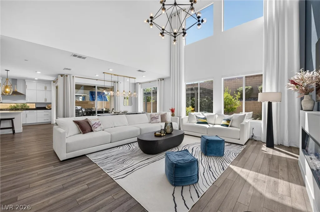 10005 Birch Knoll, Las Vegas, NV 89166