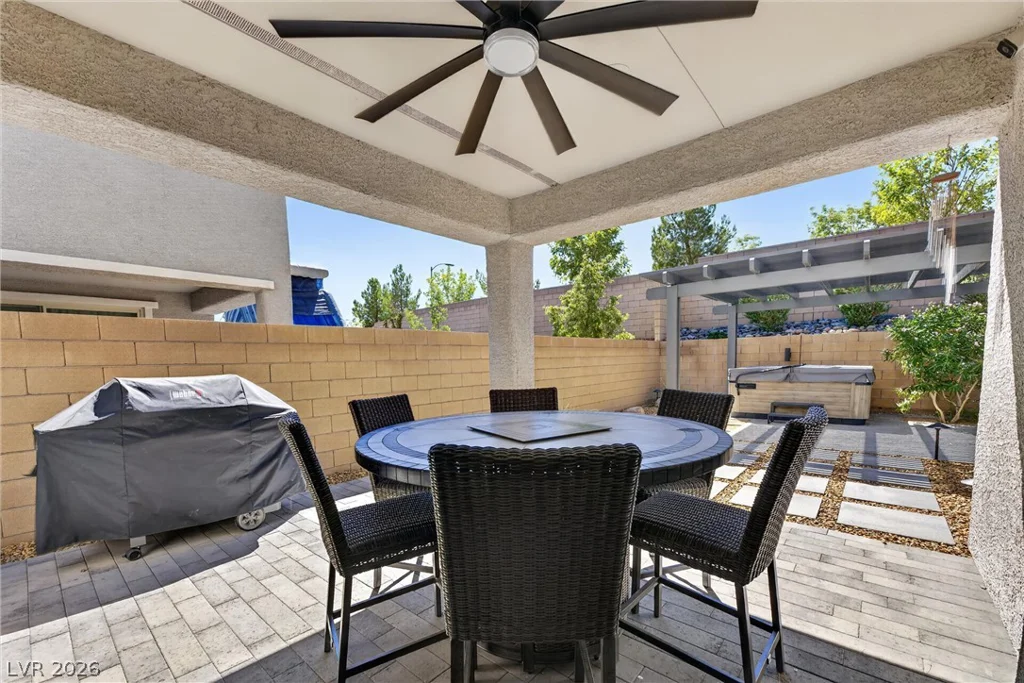 10005 Birch Knoll, Las Vegas, NV 89166