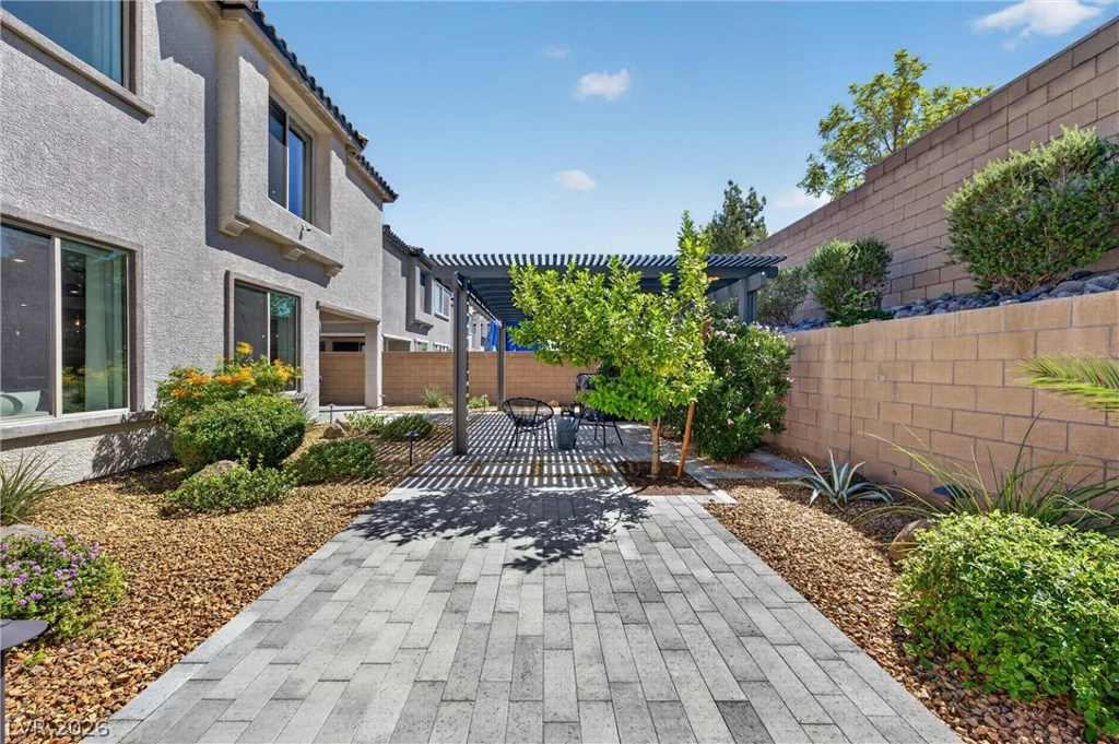 10005 Birch Knoll, Las Vegas, NV 89166