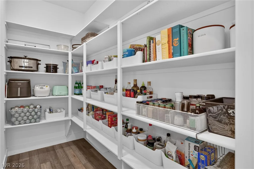 10005 Birch Knoll, Las Vegas, NV 89166
