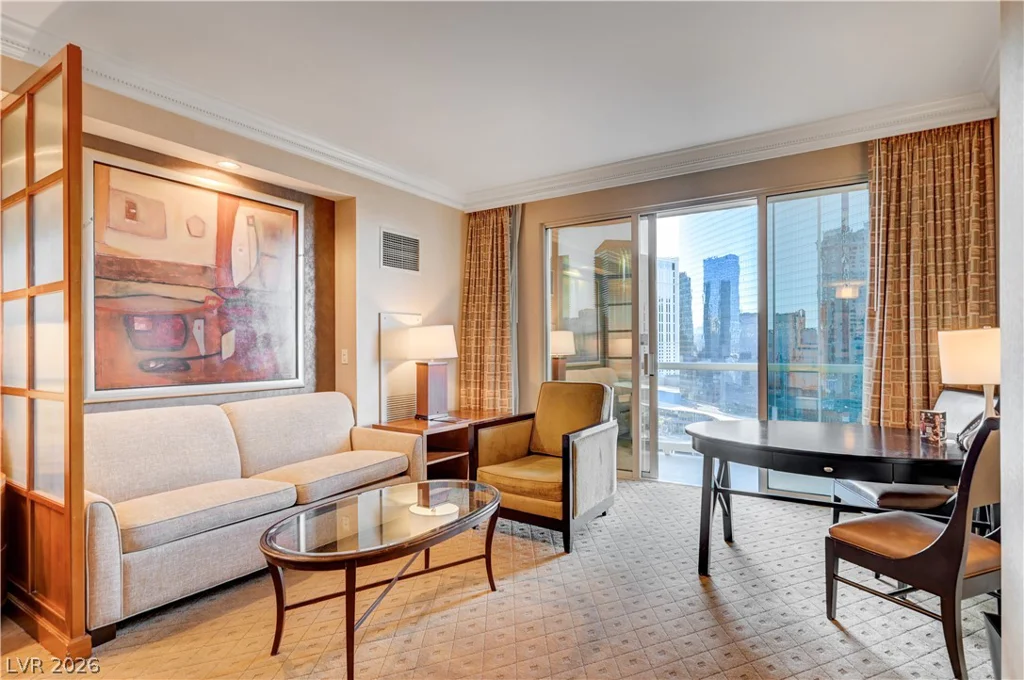 125 Harmon, Las Vegas, NV 89109