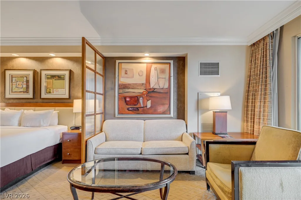 125 Harmon, Las Vegas, NV 89109