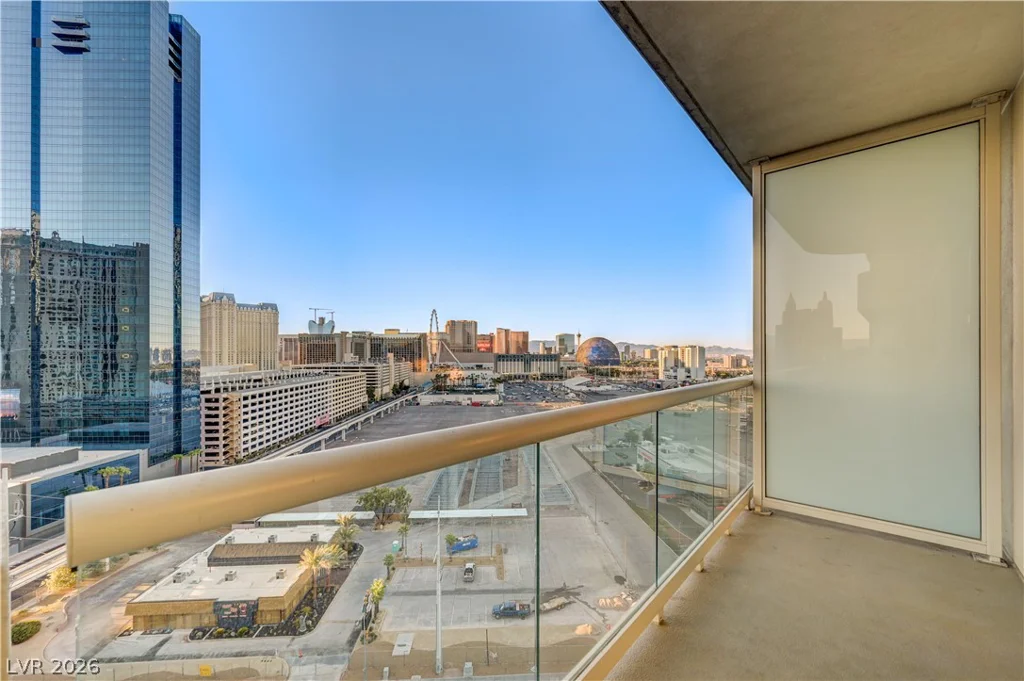 125 Harmon, Las Vegas, NV 89109