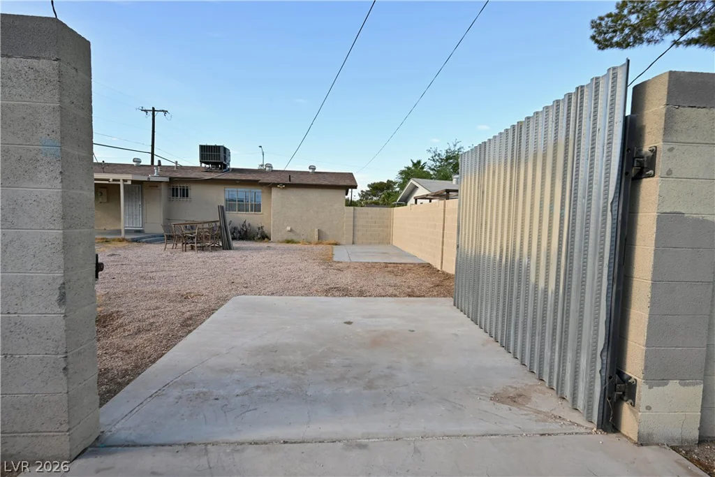 2300 Isabelle, Las Vegas, NV 89101