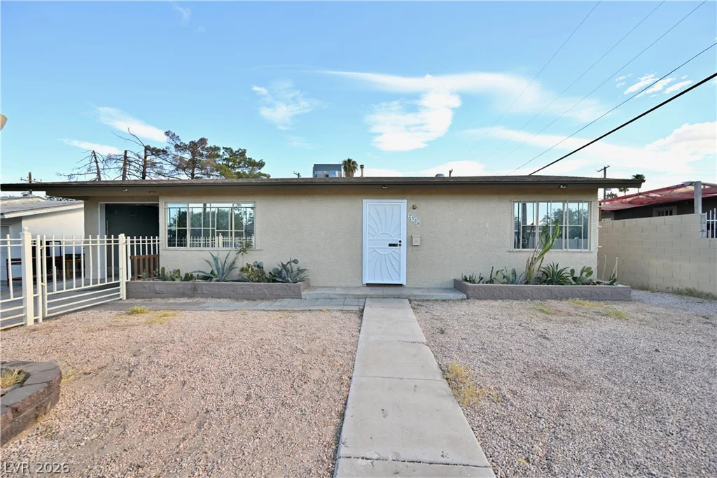 2300 Isabelle, Las Vegas, NV 89101