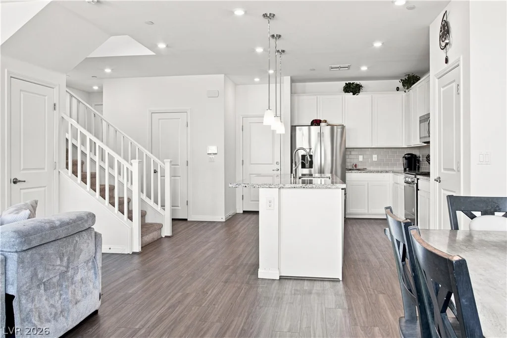869 Pointe Arbor, Henderson, NV 89011