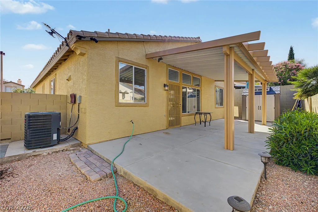 10512 Courtney Cove, Las Vegas, NV 89144