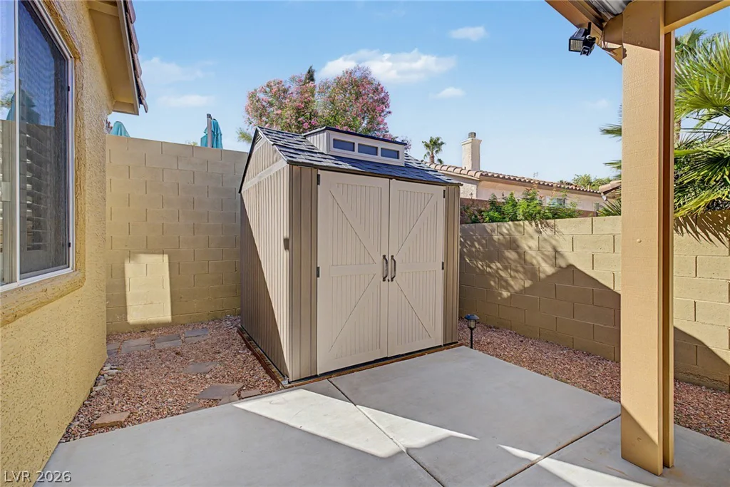 10512 Courtney Cove, Las Vegas, NV 89144