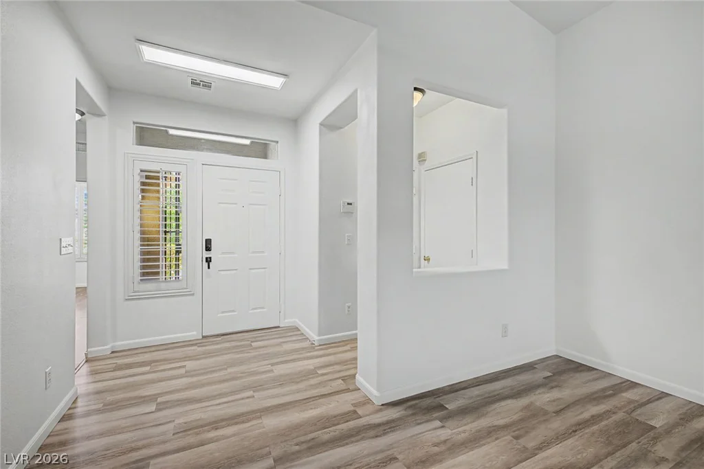 10512 Courtney Cove, Las Vegas, NV 89144