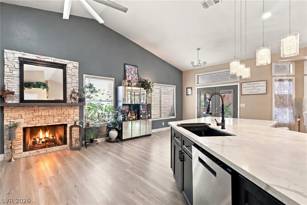 7445 Falcon Rock, Las Vegas, NV 89123