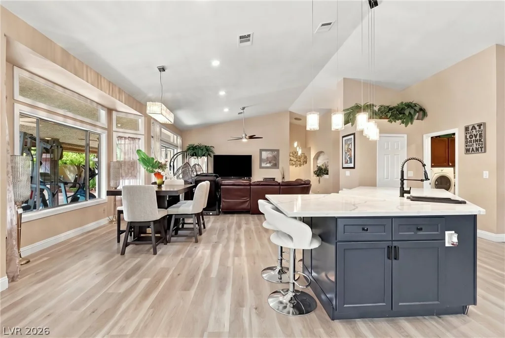 7445 Falcon Rock, Las Vegas, NV 89123
