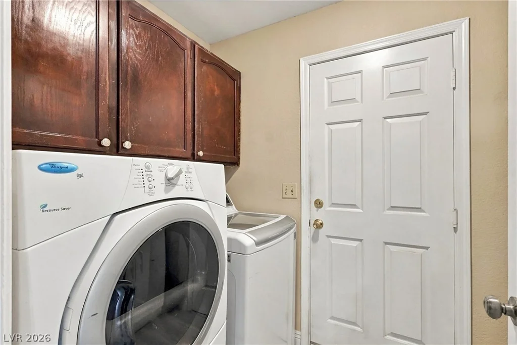 7445 Falcon Rock, Las Vegas, NV 89123