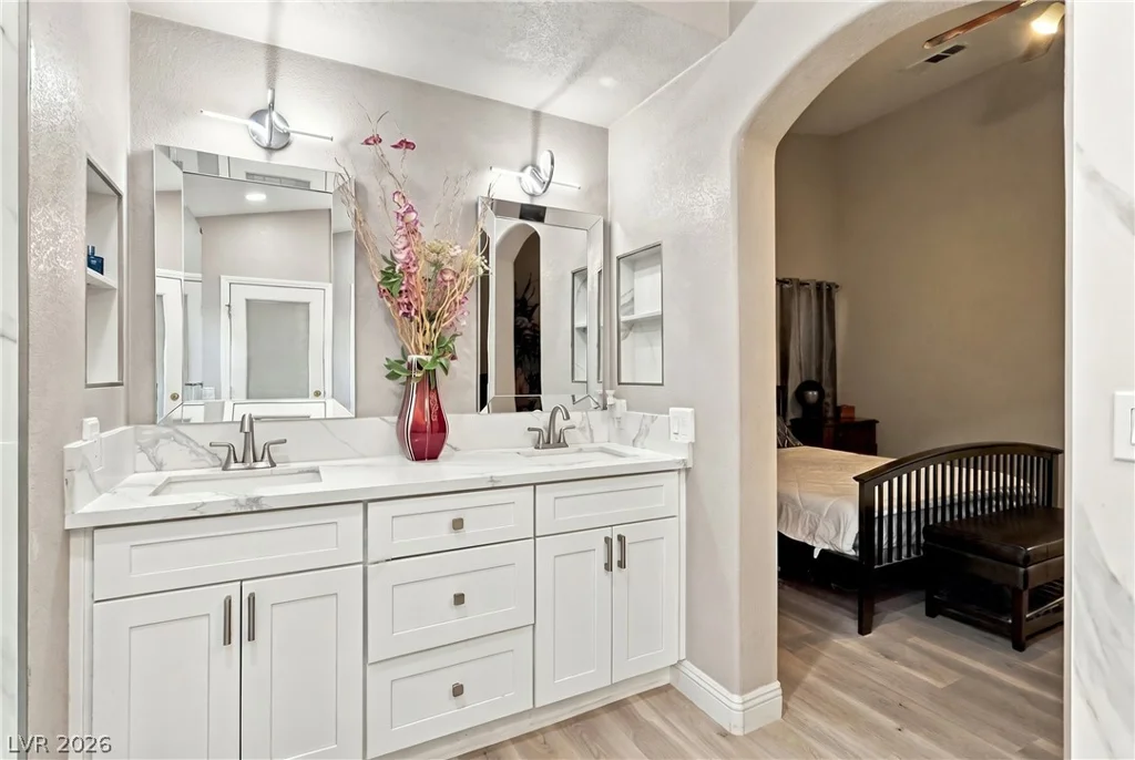 7445 Falcon Rock, Las Vegas, NV 89123