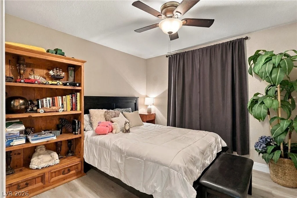 7445 Falcon Rock, Las Vegas, NV 89123