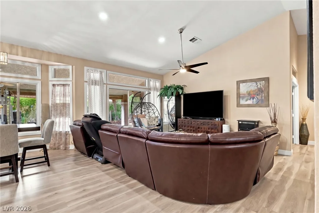 7445 Falcon Rock, Las Vegas, NV 89123