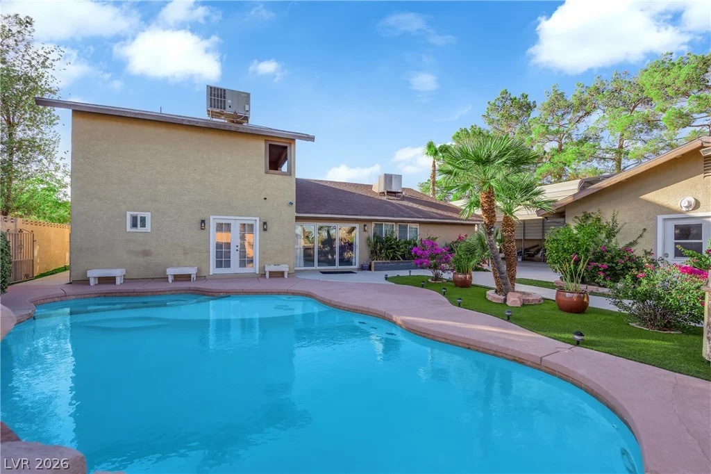 5513 Avenida Vaquero, Las Vegas, NV 89108