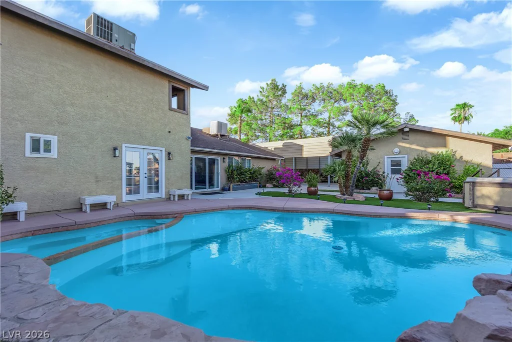 5513 Avenida Vaquero, Las Vegas, NV 89108