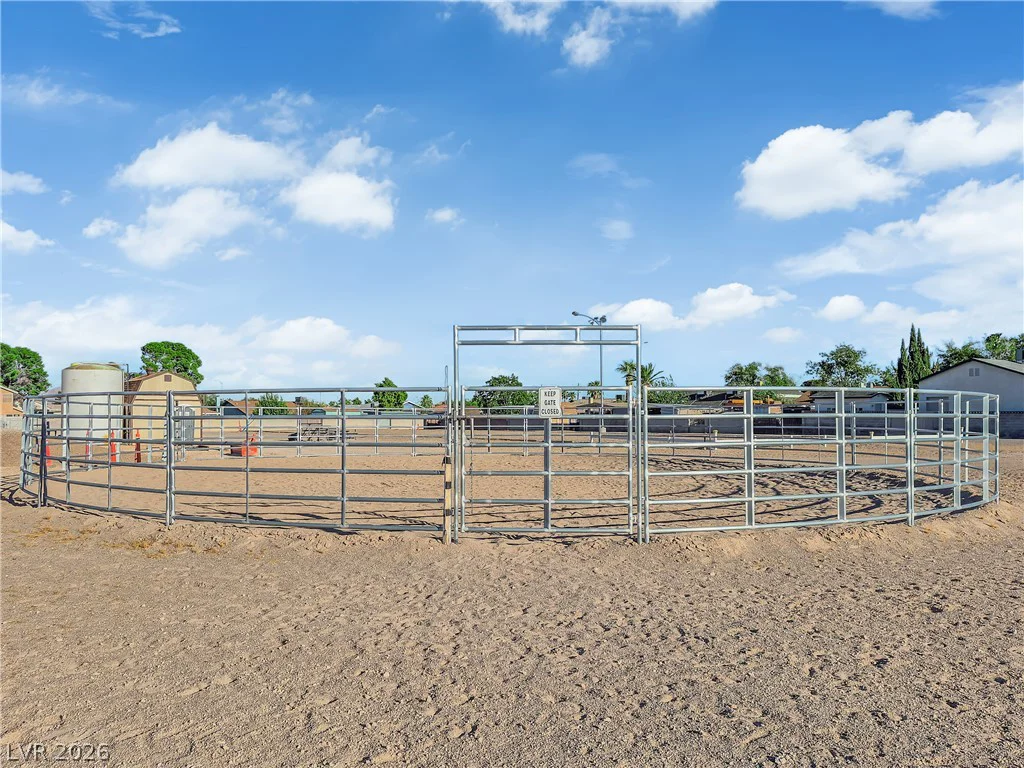 5513 Avenida Vaquero, Las Vegas, NV 89108