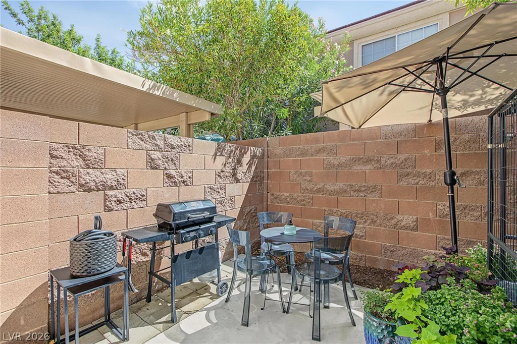 10112 Tumbling Tree, Las Vegas, NV 89183