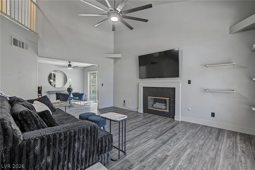 10112 Tumbling Tree, Las Vegas, NV 89183