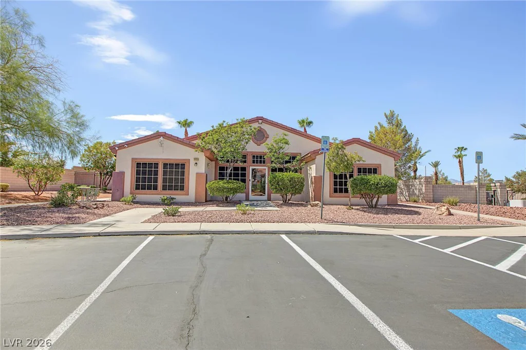 10112 Tumbling Tree, Las Vegas, NV 89183