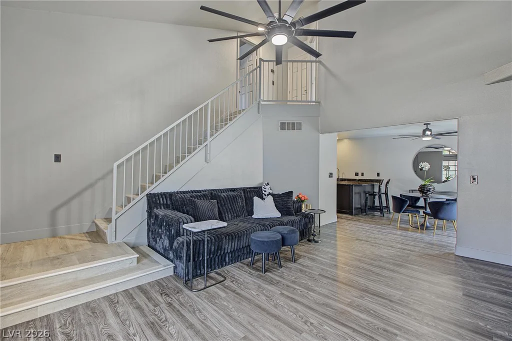 10112 Tumbling Tree, Las Vegas, NV 89183