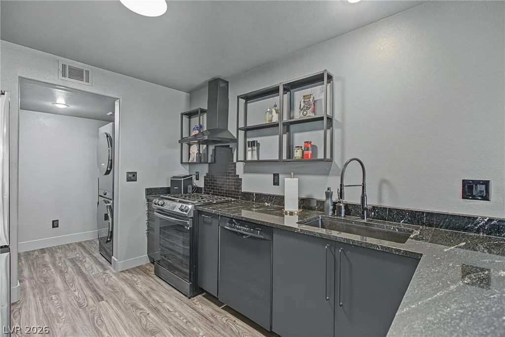 10112 Tumbling Tree, Las Vegas, NV 89183
