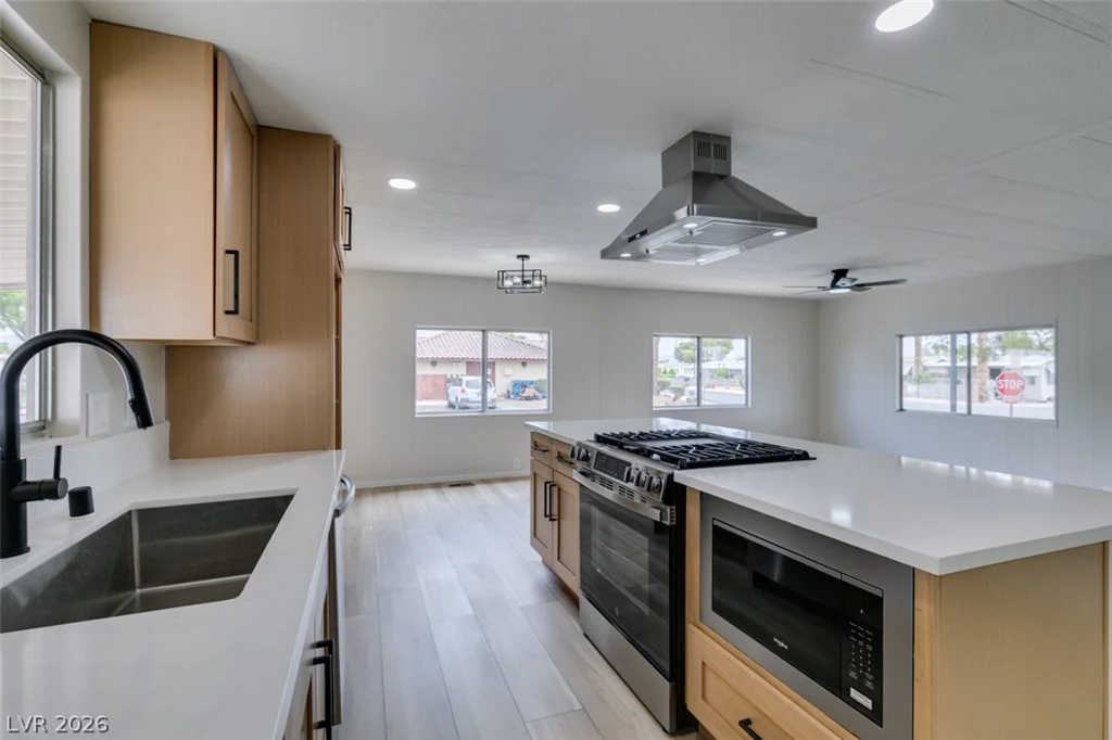 3579 Isle Royale, Las Vegas, NV 89122