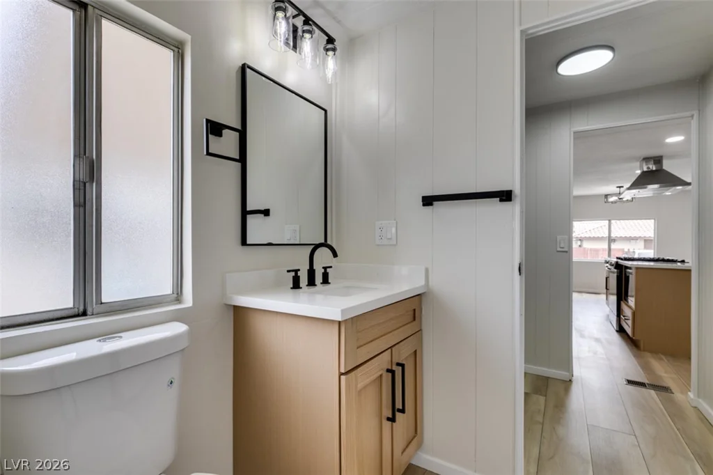 3579 Isle Royale, Las Vegas, NV 89122