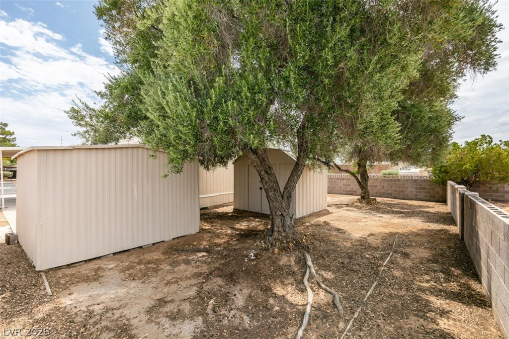 3579 Isle Royale, Las Vegas, NV 89122