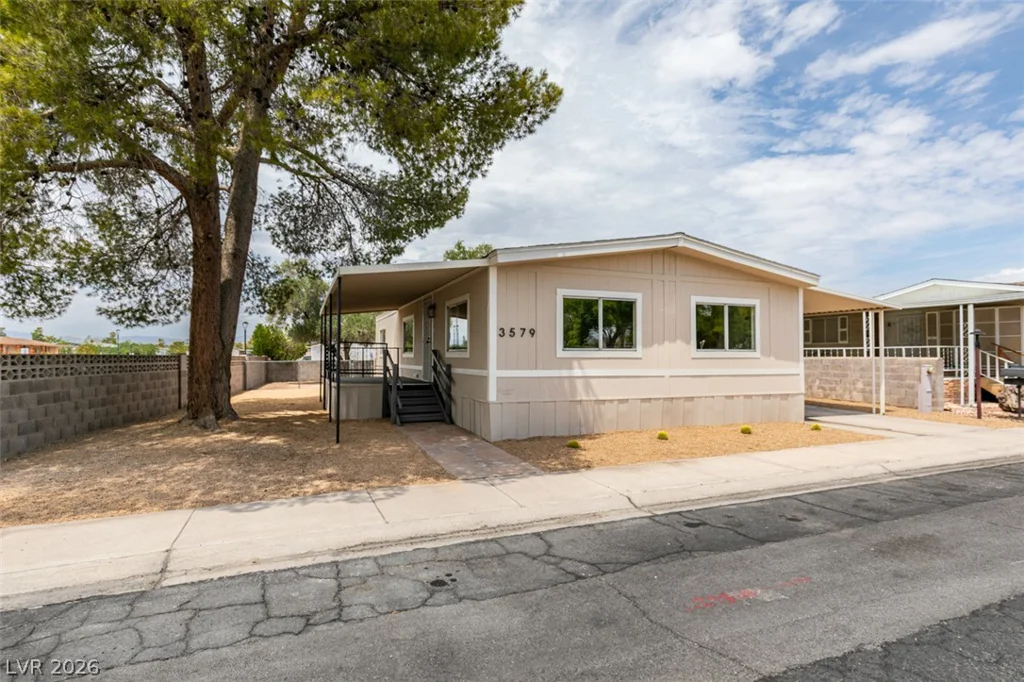3579 Isle Royale, Las Vegas, NV 89122