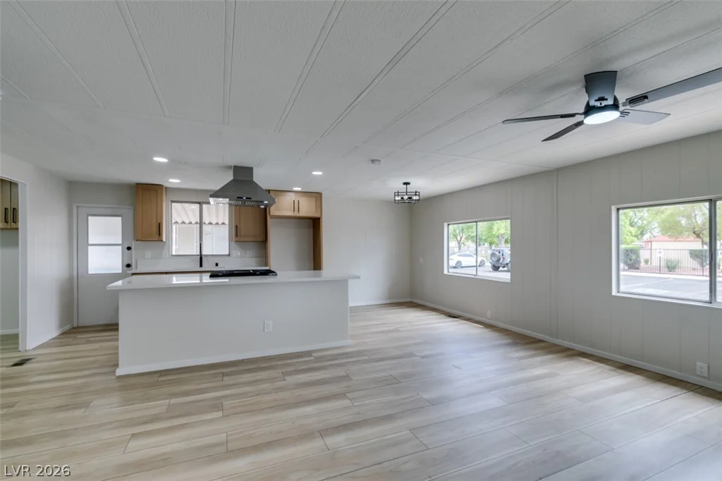 3579 Isle Royale, Las Vegas, NV 89122