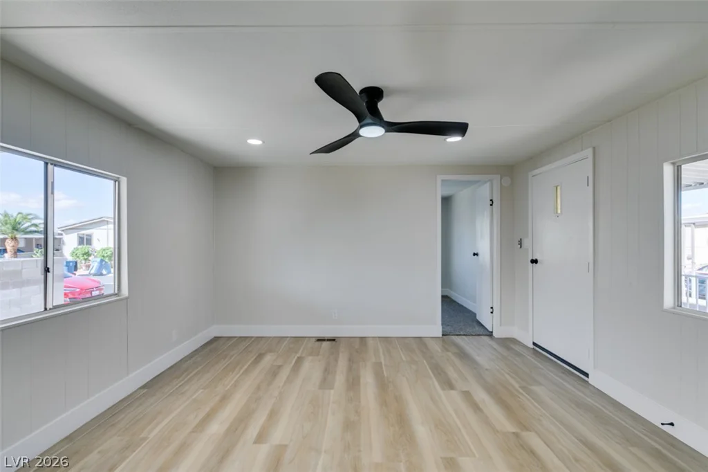 3318 Cape Cod, Las Vegas, NV 89122