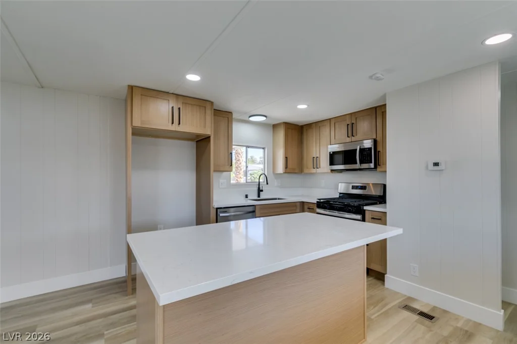 3318 Cape Cod, Las Vegas, NV 89122