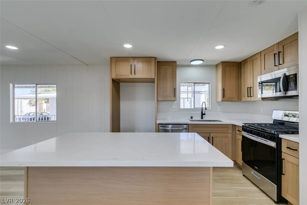 3318 Cape Cod, Las Vegas, NV 89122