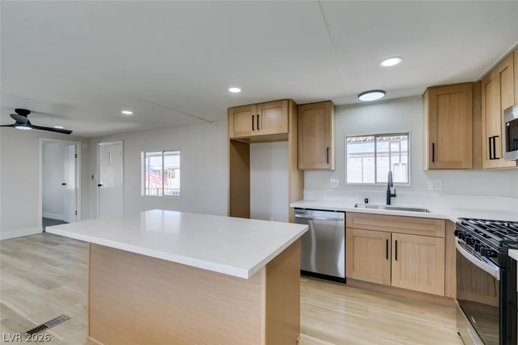 3318 Cape Cod, Las Vegas, NV 89122