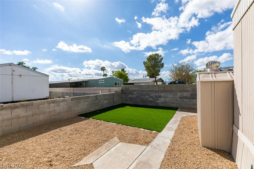 3318 Cape Cod, Las Vegas, NV 89122