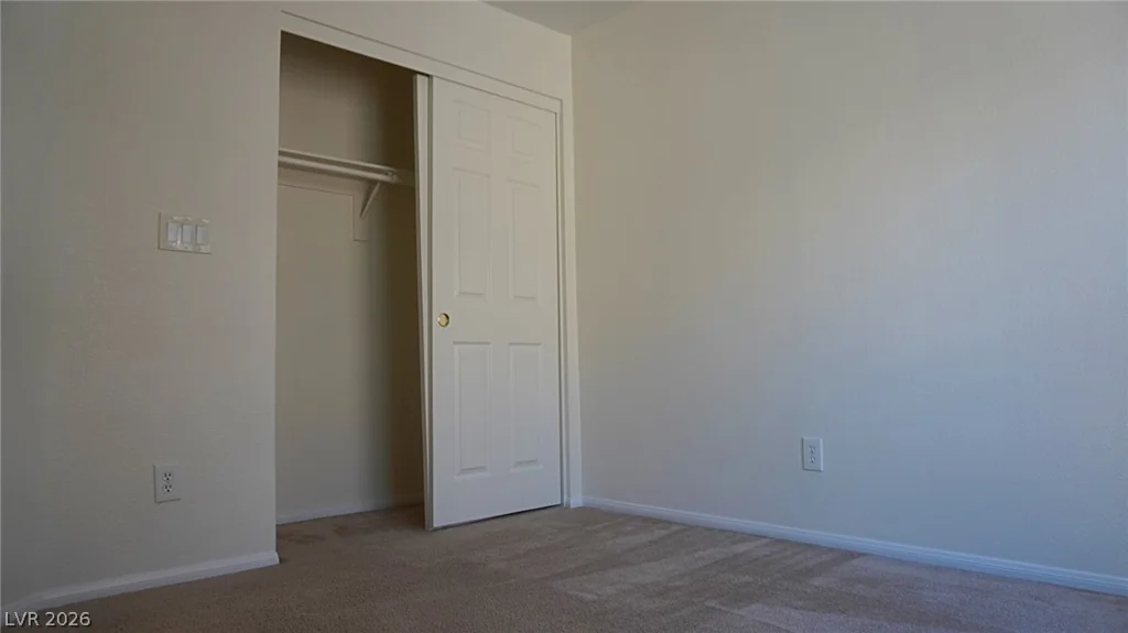 3427 Greenwood Springs, Las Vegas, NV 89122