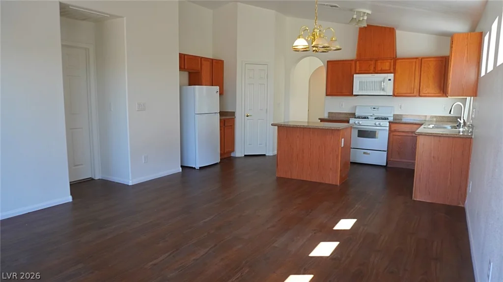 3427 Greenwood Springs, Las Vegas, NV 89122