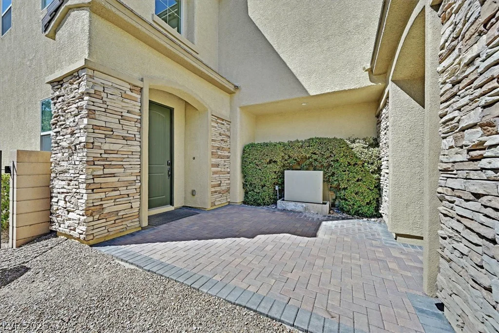 817 Orchard Course, Las Vegas, NV 89148