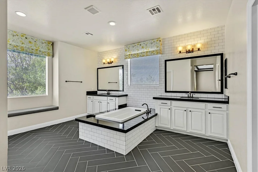 817 Orchard Course, Las Vegas, NV 89148